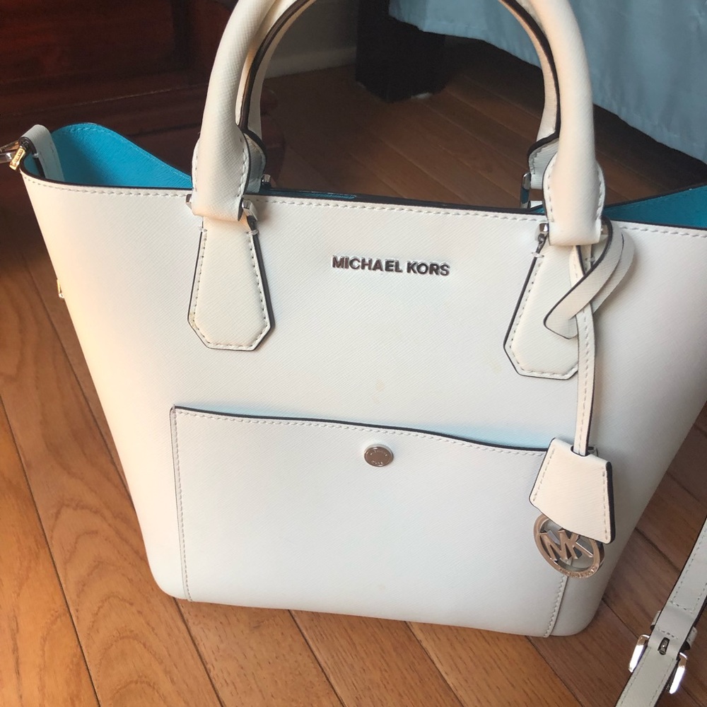 Michael Kors purse - Picture 3 of 8
